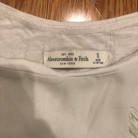 Abercrombie and Fitch 5th Avenue Top - Picture 3 of 3